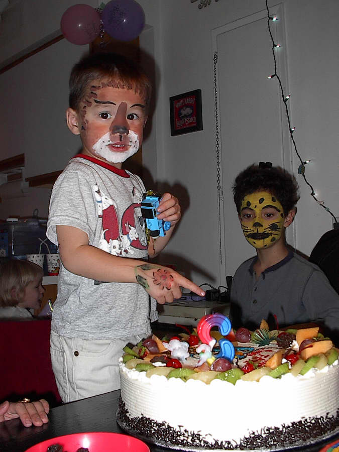 Image de Siam et de son g&acirc;teau